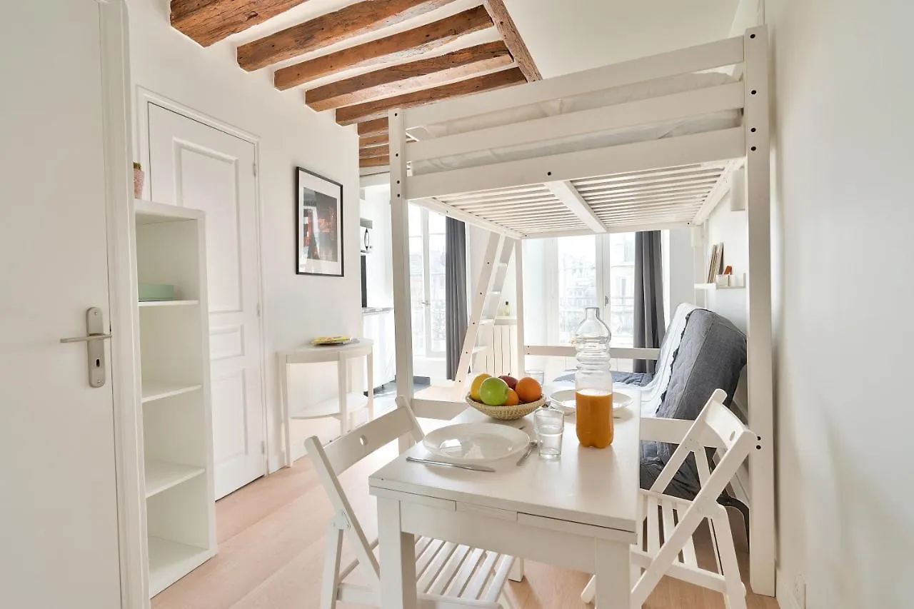 New Mezzanine Studio In The Heart Of Παρίσι Διαμέρισμα