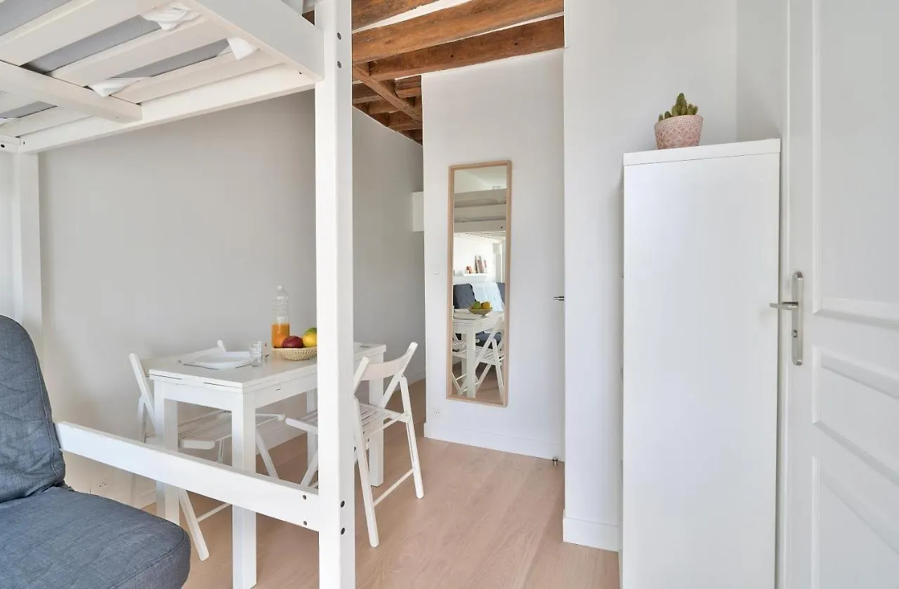 New Mezzanine Studio In The Heart Of Παρίσι